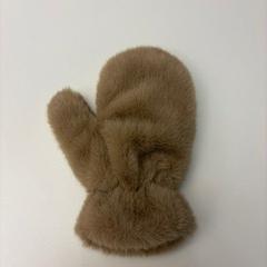 Palčáky binnenkant gevoerd met fleece, jak nahlášeno Stad Peer pomocí iLost