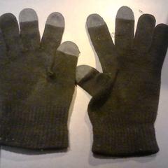 Handskar, rapporterat av SnowWorld Landgraaf med iLost