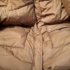 Coat Marron, zoals gemeld door IKEA Rouen Tourville-La-Rivière met iLost