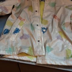 子供用ジャケット がiLostで Diergaarde Blijdorp によって報告されました