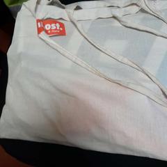 Tas en toile blanche, zoals gemeld door TCL met iLost