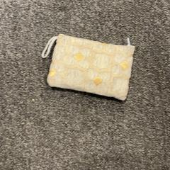 Wallet, as reported by Pathé Breda using iLost
