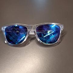 Lunettes de soleil Bleu، كما تم الإبلاغ عنه بواسطة IKEA Nice Saint Isidore عبر iLost