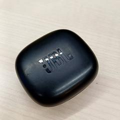 Auscultadores ecou, como reportado por IKEA Clermont Ferrand utilizando o iLost