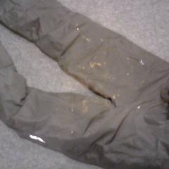 Pantalons d'esquí, segons ha informat SnowWorld Landgraaf mitjançant iLost