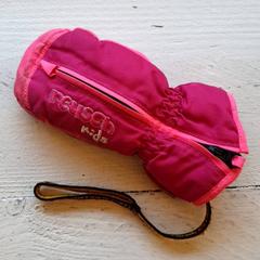 İLost kullanarak DierenPark Amersfoort tarafından bildirildiği gibi Eldivenler