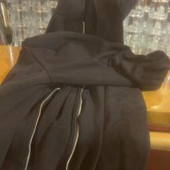 Väst, rapporterat av Café Leentje med iLost