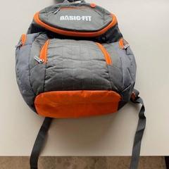 Gym bag, som rapportert av Regio West-Vlaanderen ved bruk av iLost