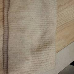 Écharpe ech, a été signalé par IKEA Paris - Plaisir utilisant iLost