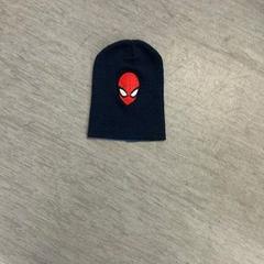Beanie Spiderman, como reportado por Regio Oost-Vlaanderen utilizando o iLost