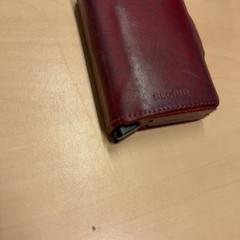 Posiadacz karty, zgłoszono przez RET przy użyciu iLost