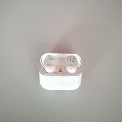 무선 이어폰, iLost를 사용하여 Twisto에 보고됨