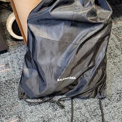 Saco, como reportado por Connexxion Haarlem IJmond utilizando o iLost