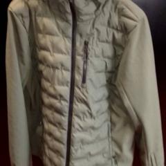 Jaqueta, segons ha informat TivoliVredenburg mitjançant iLost