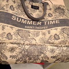 Bolsa, segundo informou IKEA Grenoble usando iLost