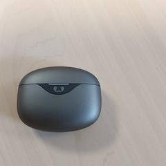 Produktu elektronikoak - Earpod etui grijs, gisa salatu by Regio Oost-Vlaanderen iLost erabiliz