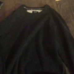 Camisola Grijs, como reportado por De Heeren van Aemstel utilizando o iLost