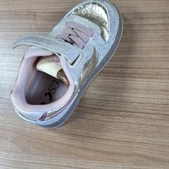 Schuh, gemeldet von Connexxion Haarlem AML über iLost