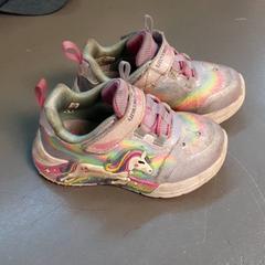 Shoe, as reported by Diergaarde Blijdorp using iLost