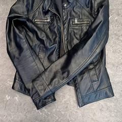 Jas, zoals gemeld door Qbuzz GD Groningen HS met iLost