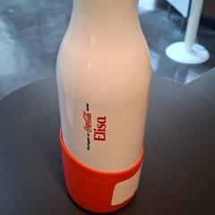 Termoszkanna Blanc rouge, amint azt IKEA Nice Saint Isidore az iLost segítségével jelentette.
