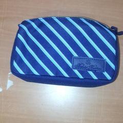 حقائب حمل وحقائب اليد، كما تم الإبلاغ عنه بواسطة Grand Hotel Amrath Kurhaus عبر iLost