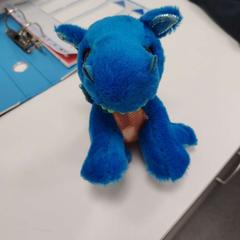 شخصيات الأكشن والدمى والحيوانات المحشوة والدمى، كما تم الإبلاغ عنه بواسطة IKEA Åsane عبر iLost