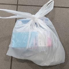 حقائب حمل وحقائب اليد - Plastiek Tas، كما تم الإبلاغ عنه بواسطة Regio Oost-Vlaanderen عبر iLost