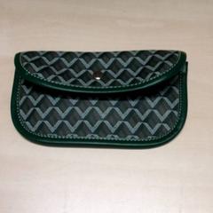 Porta-cartões Jansen, como reportado por Arriva Oost-Brabant utilizando o iLost