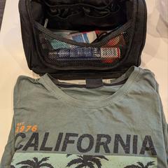 T-shirt & Toilet bag, como reportado por Inntel Hotels Utrecht Centre utilizando o iLost