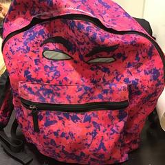 Batoh, jak nahlášeno Qbuzz U-OV pomocí iLost