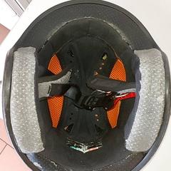 様々な - motorhelm がiLostで Regio Antwerpen - Brussel によって報告されました