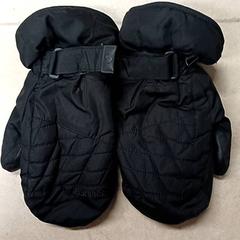 Guanti, come riportato da Qbuzz GD Groningen Peizerweg utilizzando iLost