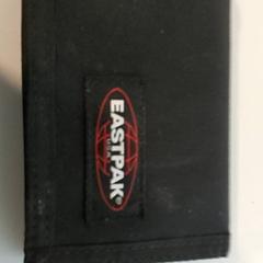 Peněženka Verhaeghe, jak nahlášeno Regio West-Vlaanderen pomocí iLost