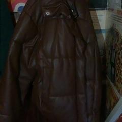 Chaqueta bruin, segundo informou Café Leentje usando iLost