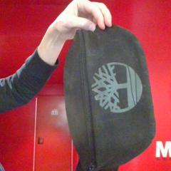 패니 팩 black, iLost를 사용하여 MEININGER Hotel Roma Termini에 보고됨