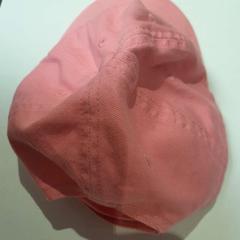 Casquette rose, a été signalé par TCL utilisant iLost