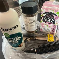 shampoo tea coffee knife, zgłoszono przez Conscious Hotel Westerpark przy użyciu iLost