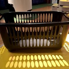 Cesto para roupa, como reportado por IKEA Villiers-sur-Marne utilizando o iLost