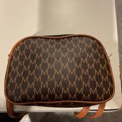 Taška, ako bolo nahlásené Gemeente Amsterdam pomocou iLost