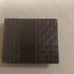 Portafoglio - Veulemans, come riportato da Centraal magazijn utilizzando iLost