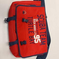 Borsa, come riportato da Centraal magazijn utilizzando iLost