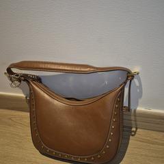 handtas, as reported to iLost