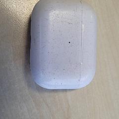 Funda para airpods, segundo informou Connexxion Haarlem IJmond usando iLost
