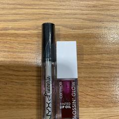 المكياج up، كما تم الإبلاغ عنه بواسطة Designer Outlet Roosendaal عبر iLost