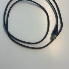Câble usb-c, a été signalé par Ziekenhuis Oost-Limburg utilisant iLost