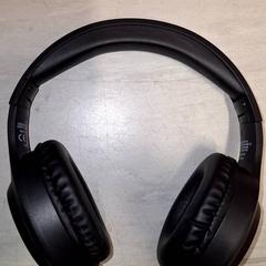 Hoofdtelefoon, como reportado por Qbuzz DMG utilizando o iLost