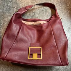 Väska, rapporterat av Gemeente Amsterdam - Bureau Gevonden Voorwerpen med iLost