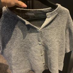 Camisola Grijs, como reportado por Van der Valk Hotel Utrecht utilizando o iLost