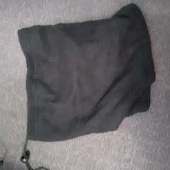 Kleding - Sjaal zwart, como reportado por Centraal magazijn utilizando o iLost